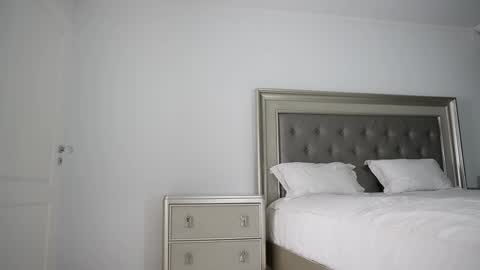 Vanessa  online show from 02-14-25, 05:19