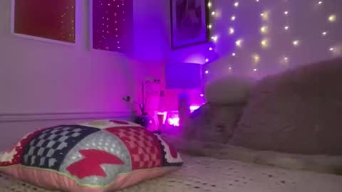 Ashley Love online show from 04-01-26, 07:31