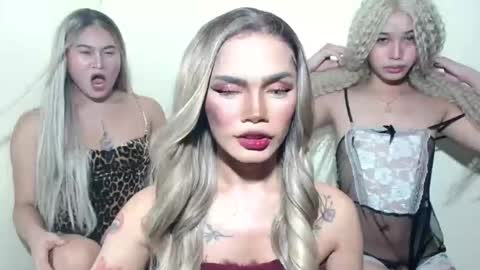 Snapshot of sexyhotbabe18 chatting on 04-27-26, 02:04 sexyhotbabe18 online show from 04-27-26, 02:04