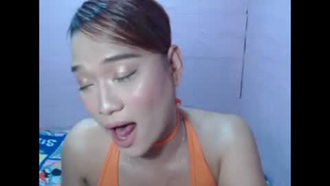 Snapshot of sexyhotrachelle chatting on 12-03-25, 12:14 Rachelle online show from 12-03-25, 12:14