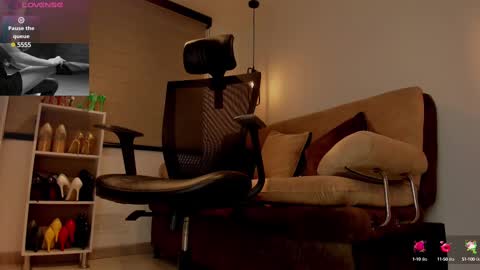 Snapshot of sexykata_s chatting on 02-11-25, 02:25 katalina larson online show from 02-11-25, 02:25