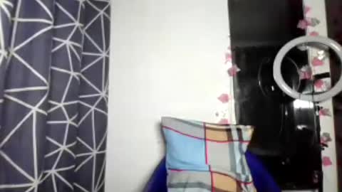 malia online show from 08-04-26, 07:49