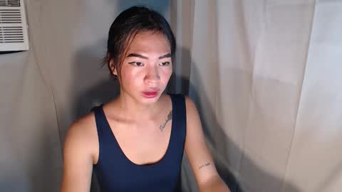 Snapshot of sexylaylia chatting on 11-28-25, 05:10 Laylia3 online show from 11-28-25, 05:10