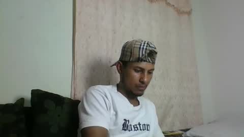 Snapshot of sexyleon69 chatting on 02-02-25, 06:26 Sexy leon online show from 02-02-25, 06:26