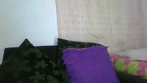 Snapshot of sexyleon69 chatting on 10-18-25, 10:54 Sexy leon online show from 10-18-25, 10:54