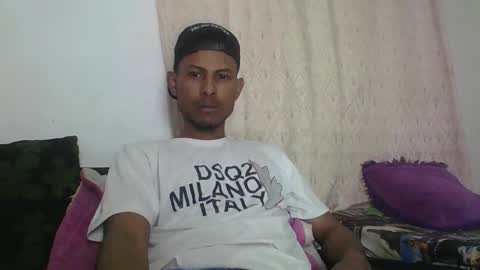 Snapshot of sexyleon69 chatting on 01-12-26, 10:15 Sexy leon online show from 01-12-26, 10:15