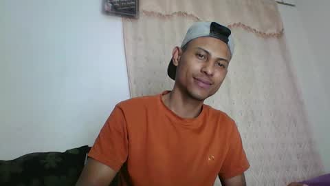 Snapshot of sexyleon69 chatting on 02-08-26, 09:07 Sexy leon online show from 02-08-26, 09:07