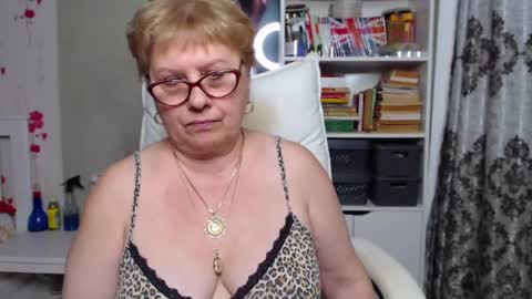 Snapshot of sexylynette4u chatting on 12-05-24, 11:38 sexylynette4u online show from 12-05-24, 11:38
