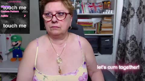 Snapshot of sexylynette4u chatting on 03-04-25, 10:35 sexylynette4u online show from 03-04-25, 10:35