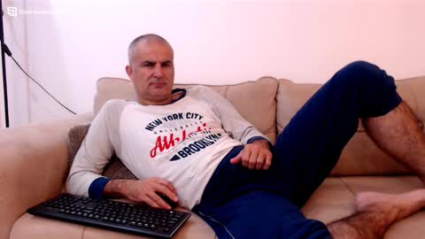 David online show from 10-18-25, 07:58