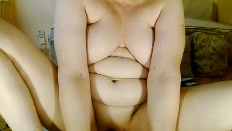 Snapshot of sexymayagold chatting on 07-08-26, 05:34 Squirty Maya Gold online show from 07-08-26, 05:34