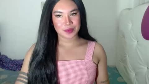 Mika online show from 09-27-25, 10:09