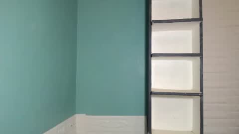 Mika online show from 11-15-25, 02:13