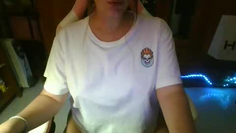 sexymisss24 online show from 10-27-25, 12:36