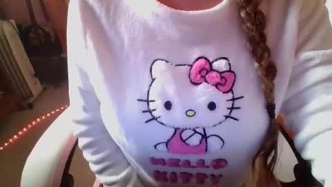 sexymisss24 online show from 04-16-26, 12:28
