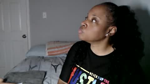 SexyMona online show from 10-27-25, 08:29