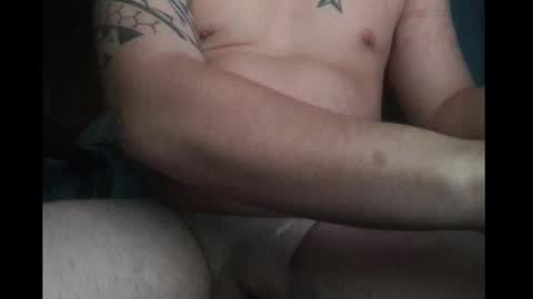 Snapshot of sexymr94 chatting on 02-02-26, 01:32 In the night in South America online show from 02-02-26, 01:32