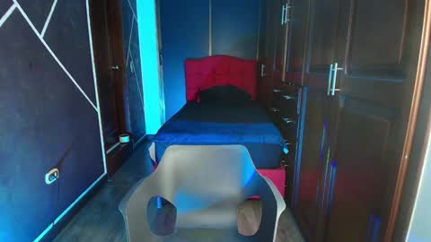 Snapshot of sexynaf chatting on 12-28-24, 01:08 N A F online show from 12-28-24, 01:08
