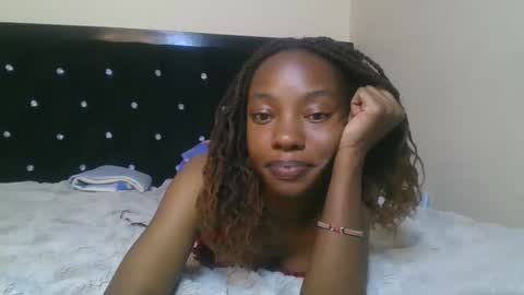 Snapshot of sexynanaa chatting on 03-08-26, 05:28 nanaa online show from 03-08-26, 05:28