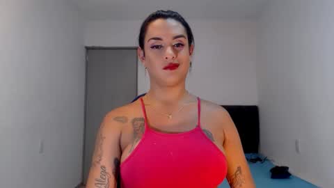 Snapshot of sexynatalia25 chatting on 05-07-26, 06:57 Natalia Duran online show from 05-07-26, 06:57