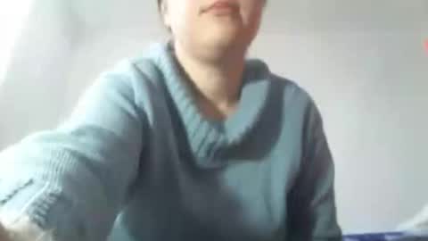 Snapshot of sexynyu18 chatting on 02-17-26, 06:54 Alex online show from 02-17-26, 06:54