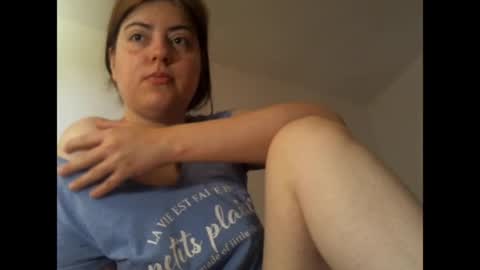Snapshot of sexynyu18 chatting on 05-25-26, 07:36 Alex online show from 05-25-26, 07:36