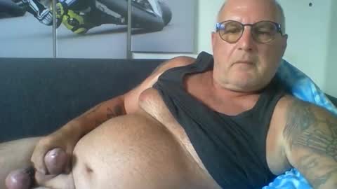 Snapshot of sexypaa chatting on 05-03-26, 12:22 sexypaa online show from 05-03-26, 12:22