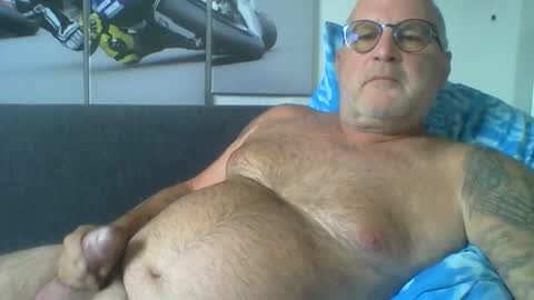 Snapshot of sexypaa chatting on 05-17-26, 10:00 sexypaa online show from 05-17-26, 10:00