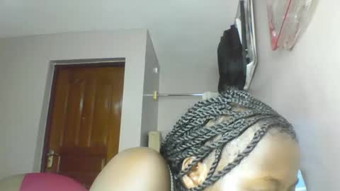Snapshot of sexypamm chatting on 04-27-26, 06:50 sexypamm online show from 04-27-26, 06:50