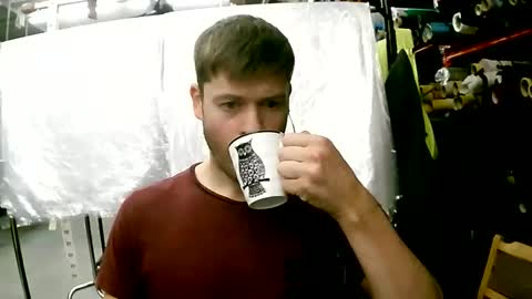 Snapshot of sexypornhot chatting on 10-24-25, 05:15 Erikson online show from 10-24-25, 05:15