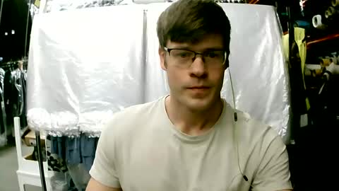 Snapshot of sexypornhot chatting on 06-17-26, 05:32 Erikson online show from 06-17-26, 05:32