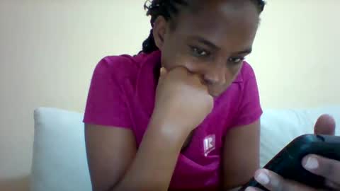 DOVY ACHIENG online show from 01-29-25, 10:16
