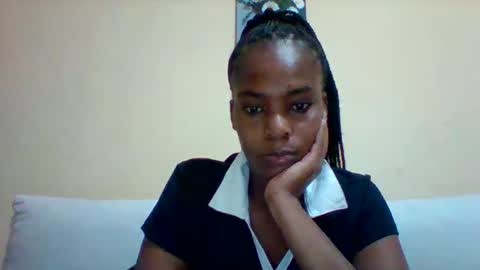 DOVY ACHIENG online show from 02-18-25, 10:36