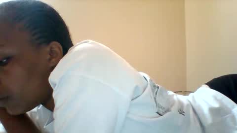 DOVY ACHIENG online show from 09-25-25, 11:14