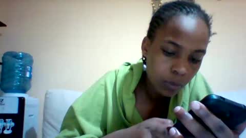 DOVY ACHIENG online show from 10-08-25, 08:56