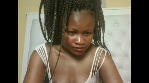 Snapshot of sexyqueenivy chatting on 09-13-25, 07:24 queenivy online show from 09-13-25, 07:24