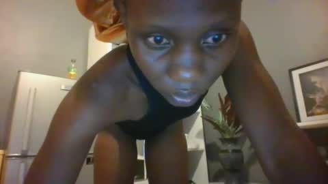 sexyquin1 online show from 02-19-25, 06:43