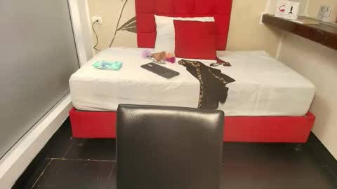 Snapshot of sexyrachel_ chatting on 09-12-25, 11:54 R A C H E L online show from 09-12-25, 11:54