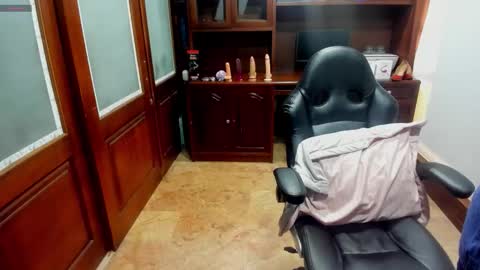 Snapshot of sexyrachel_ chatting on 11-07-25, 12:05 R A C H E L online show from 11-07-25, 12:05