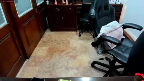 Snapshot of sexyrachel_ chatting on 11-24-25, 12:16 R A C H E L online show from 11-24-25, 12:16