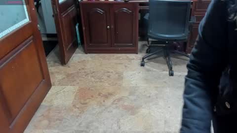 Snapshot of sexyrachel_ chatting on 11-25-25, 12:27 R A C H E L online show from 11-25-25, 12:27