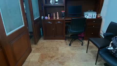 Snapshot of sexyrachel_ chatting on 12-02-25, 12:10 R A C H E L online show from 12-02-25, 12:10