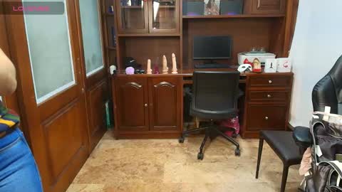 Snapshot of sexyrachel_ chatting on 12-20-25, 11:50 R A C H E L online show from 12-20-25, 11:50