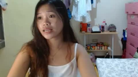 Snapshot of sexyreesebunny chatting on 05-03-26, 04:02 Reese online show from 05-03-26, 04:02
