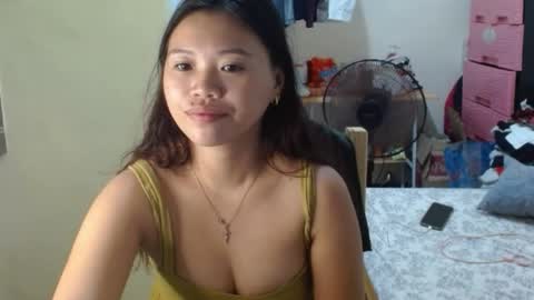 Snapshot of sexyreesebunny chatting on 05-11-26, 03:07 Reese online show from 05-11-26, 03:07