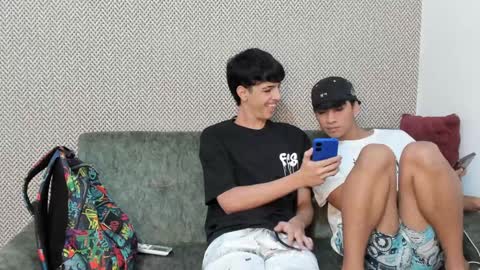Snapshot of sexys_boys18 chatting on 02-08-25, 03:21 MATIAS-18 THIAHO -18 MAX-19 NICOKALY-19 CAIN-19 MOD ESTEBAN online show from 02-08-25, 03:21