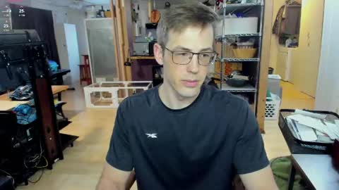 Scott online show from 04-15-26, 01:34