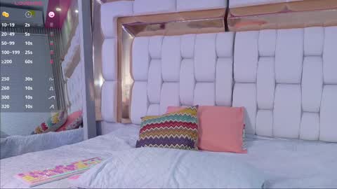 Kendall online show from 09-19-25, 12:39