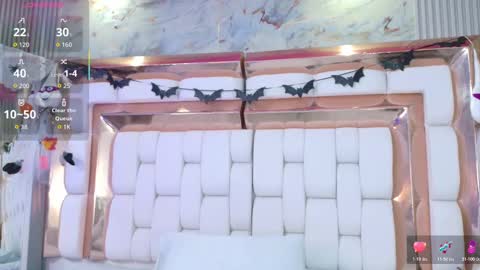 Kendall online show from 10-18-25, 12:17