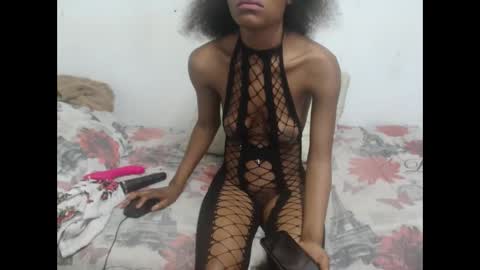 sexyslimmelanin online show from 11-23-25, 01:33